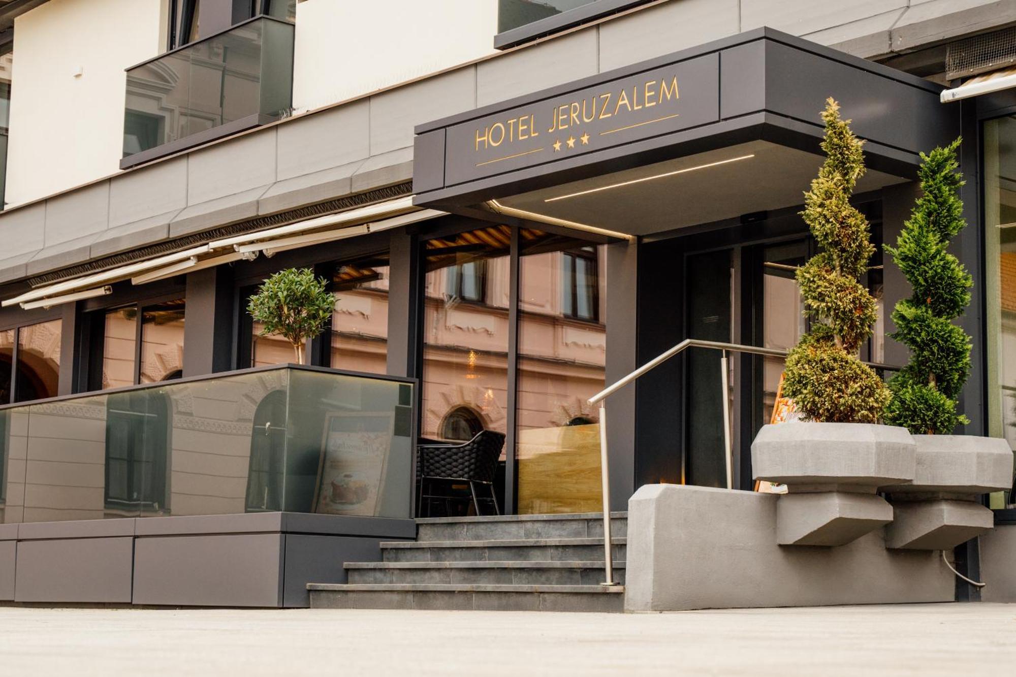 Hotel Jeruzalem 柳托梅尔 外观 照片